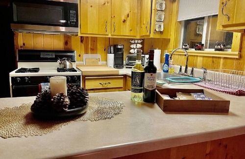 Cold Springs Cabin | The Knotty Pine! Minutes to DODGE RIDGE SKI RESORT!