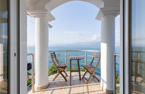 Shkoder Villa | The Lake Houses