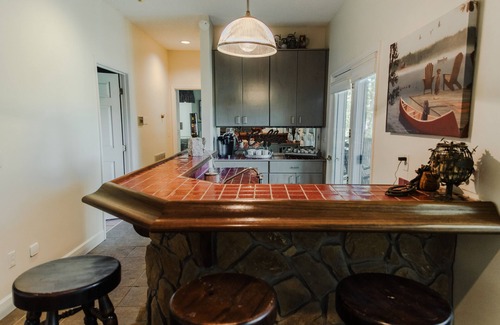 Unaka House | The lake is great and view is spectacular