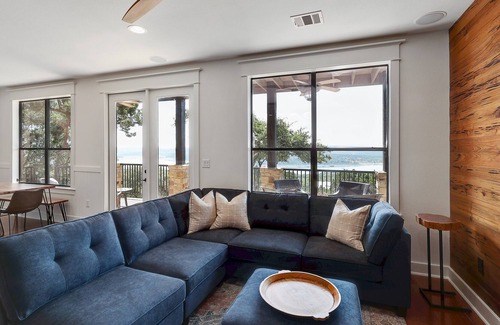 Jonestown House | The Lake Travis Hilltop Hideaway
