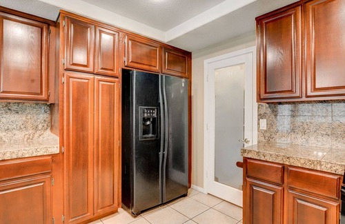 The Section Seven House | THE LAKES - ENTIRE 6 BDRM HOUSE LAS VEGAS/SUMMERLIN