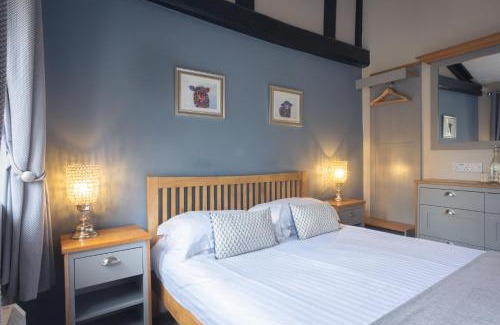 Great Rissington Bed & Breakfast | The Lamb Inn