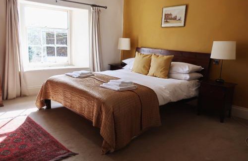 Sandford Hotel | The Lamb Inn