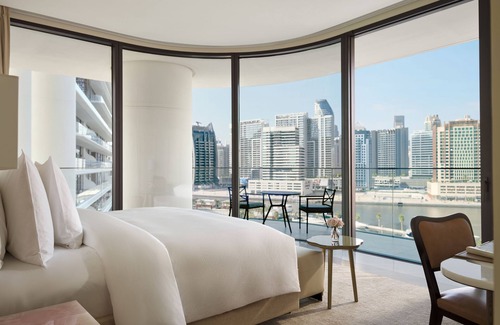 Business Bay Hotel | The Lana - Dorchester Collection