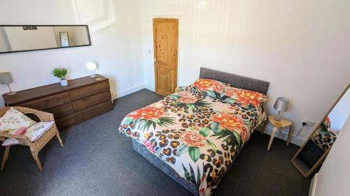 Redcar House | The Lawrence, 2 Bedroom Victorian House