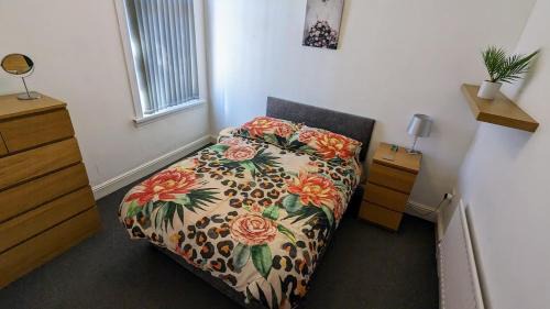 Redcar House | The Lawrence, 2 Bedroom Victorian House