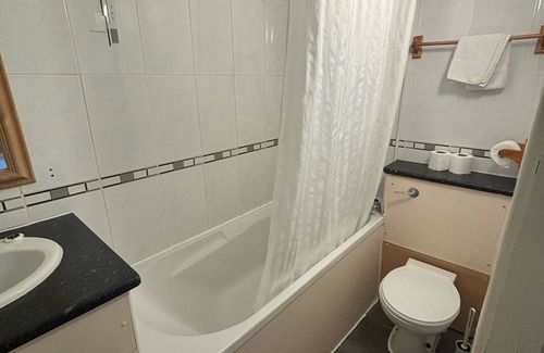 Blackpool Town Center Bed & Breakfast | THE LAWTON