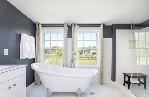 Luray Hotel | The Legacy Inn