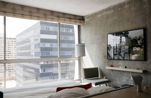 Wilshire Center Hotel | The LINE Hotel