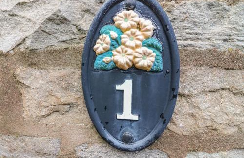 Hawes House | The Little Bower