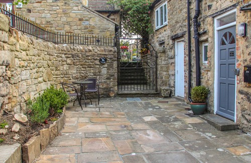 Barnard Castle Apartment | THE LITTLE FLAT, pet friendly, with a garden in Barnard Castle