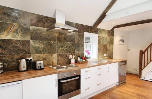 Parkmill Apartment | The Little Forge in the beautiful Swansea