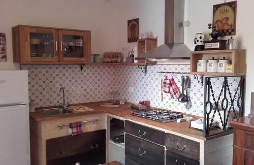 Borgo Tossignano Apartment | The little house on the river