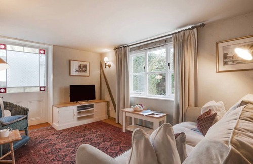 Rolvenden House | The Little House in the beautiful Cranbrook