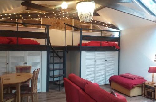 Hull House | The Little House in Hull