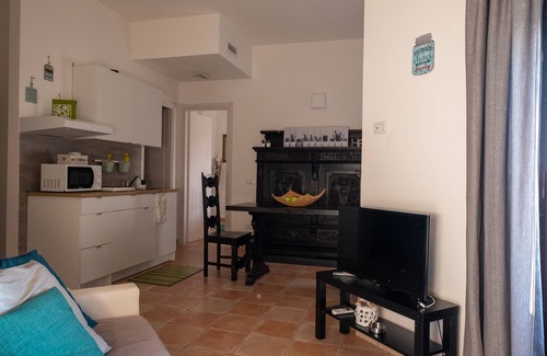 Tolfa Apartment | The little houses of Fra 'al Bondi' - Scirocco apartment