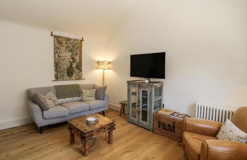 Burford House | The Little Loft