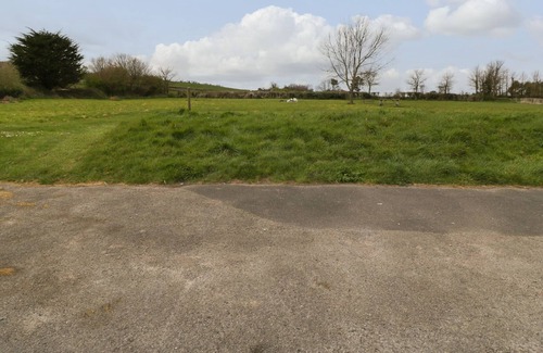 Watchet House | THE LITTLE OWLS (NO6), romantic, country holiday cottage in Watchet