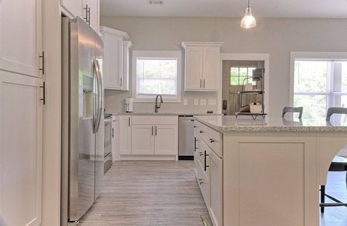 Celina House | The Little Red Barn near Dale Hollow Lake