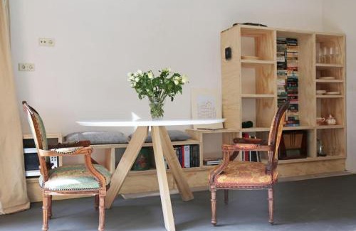 De Pijp Bed & Breakfast | The Little Townhouse