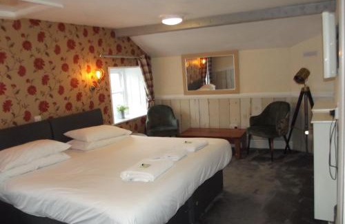 Beaumaris Hotel | The Liverpool Arms Hotel