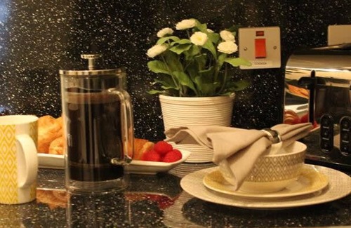 Wrexham Apartment | The Llangollen - Berwyn House Central Wrexham