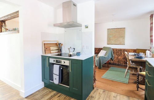 Glenfinnan Cottage | THE LOCHSIDE SHEPHERD, pet friendly, with open fire in Glenfinnan