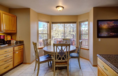 Twin Creek Village House | "The Lodge" At Pagosa's Dutton Canyon/Hot Tub/Gas FP Stove/Pool Table/Pets