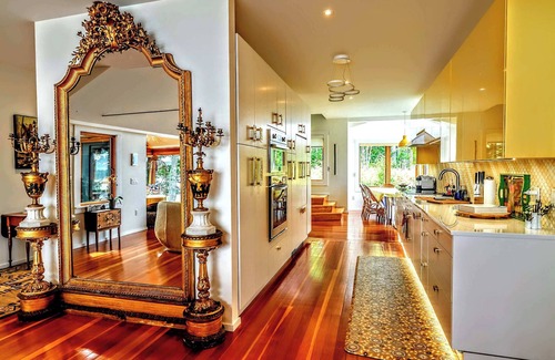 Friendship House | The Lodge at Seaside in Friendship