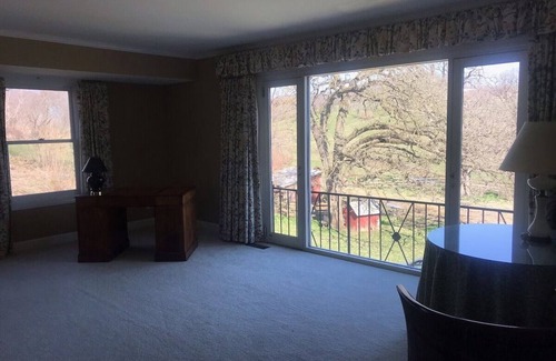 Elizabeth House | The Lodge at the Ranch - secluded but close to Galena and golf.