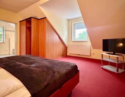 Grafenwohr Hotel | The Lodge Hotel by American Ease Grafenwoehr