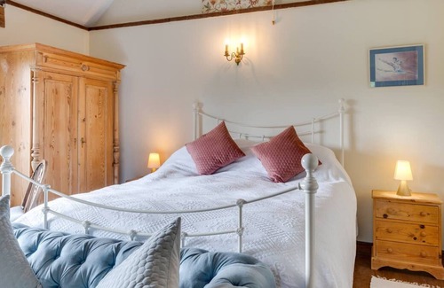Wavehorne Ski Chalet | The Lodge in the beautiful Ashford