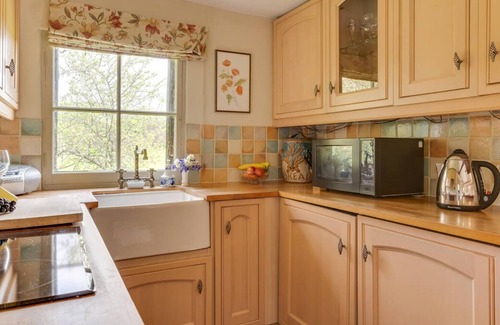 Wavehorne Ski Chalet | The Lodge in the beautiful Ashford
