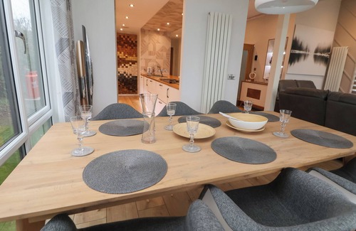 Holywell Cottage | The Lodge @ Racecourse House