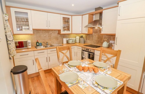Stow-on-the-Wold Cottage | THE LOFT, family friendly in Stow-On-The-Wold