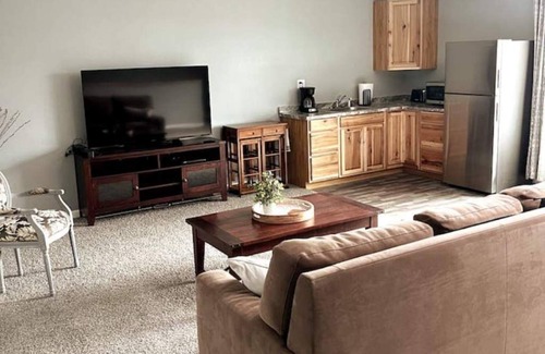Montgomery Park Apartment | The Loft Rental