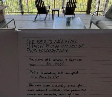 Park Hill House | The Lofty Cabin at Pettit Bay