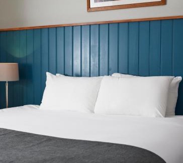Measham Hotel | The Longshoot
