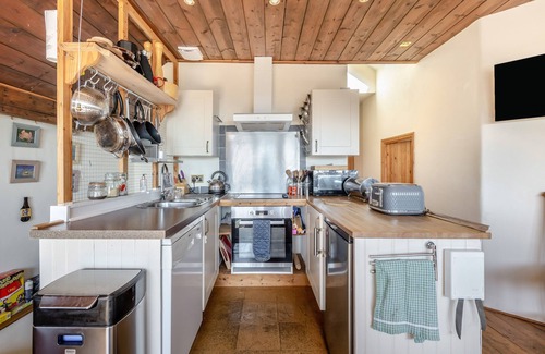 East Prawle House | The Lookout - Three Bedroom House, Sleeps 6