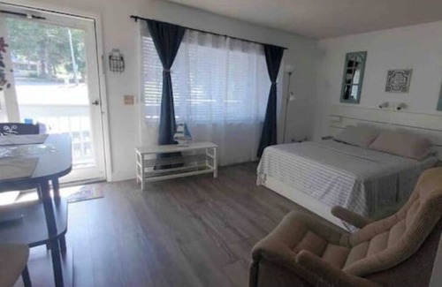 Dunnellon Apartment | The Love Nest by the River