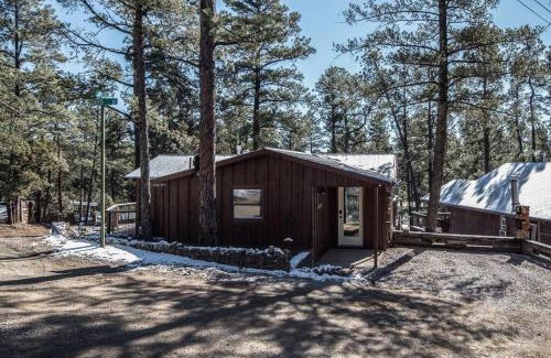 Ruidoso House | The Love Shack in the Historic Upper Canyon