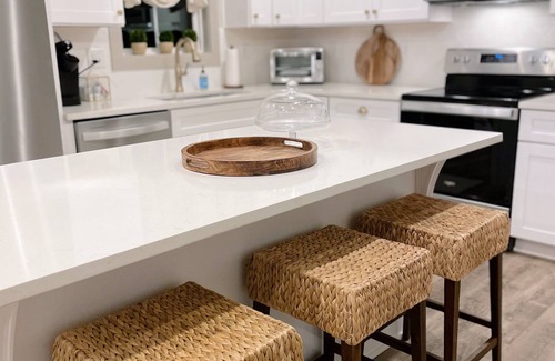 Auburn Cottage | The Loveliest Cottage on the Plains!