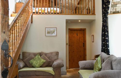 Hunmanby House | The Low Lodge