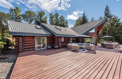 Port Angeles Cabin | The Lower Elwha Rivers Edge w/serene mountain views!