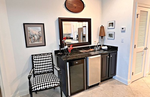 Orange Beach Condo | 🌴The lower the latitude the better my attitude🏖️