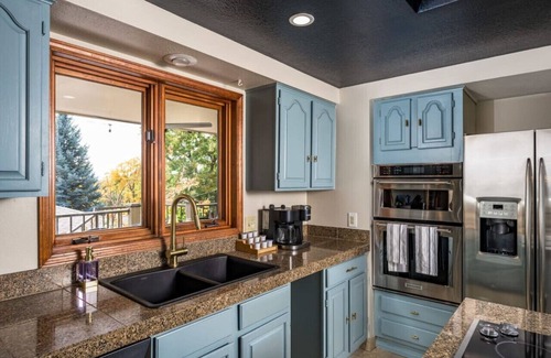 Scenic Heights House | The Luxe Retreat | Pool | Game Room