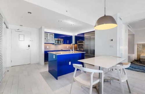 Central Beach Resort | The Luxurious W hotel Residence Beachfront Condo Retreat