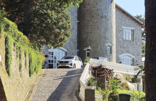 Almora Hotel | THE MAGNOLIA LODGE