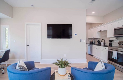 Marietta Apartment | The Maison at Marietta Square - NO CLEANING FEES!
