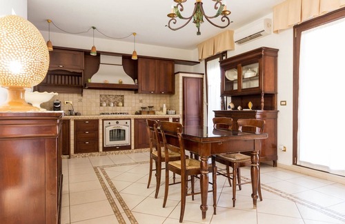 Grottaglie Bed & Breakfast | The Maison. Elegance and refinement.
